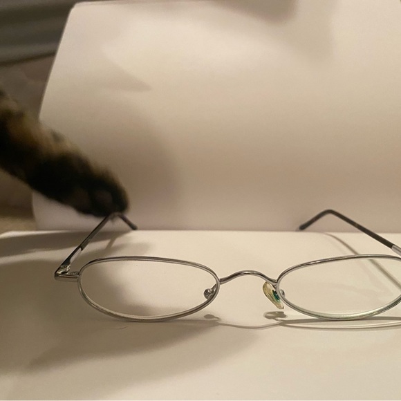 Regular glasses. - Picture 3 of 4